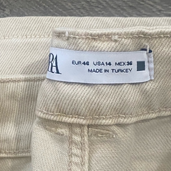 ZARA High Rise Full Length Jeans - Picture 2 of 3